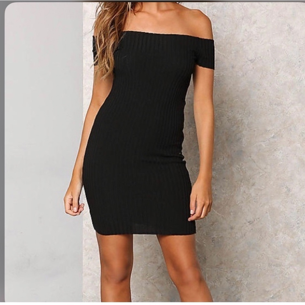 Forever21 black dress Small